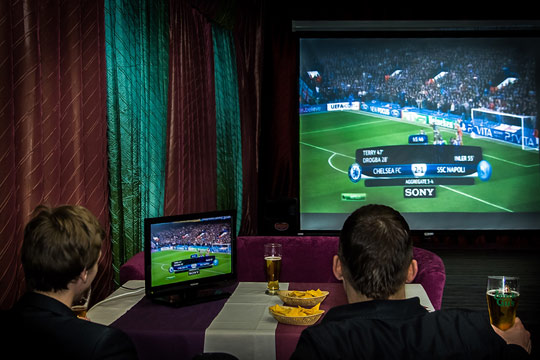 prodolzhayu smotret futbol