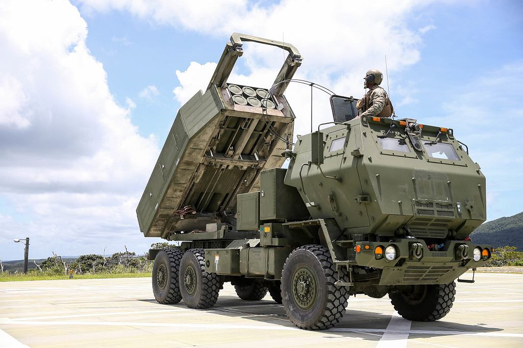 z28768104IHPojazd HIMARS zdjecie ilustracyjne